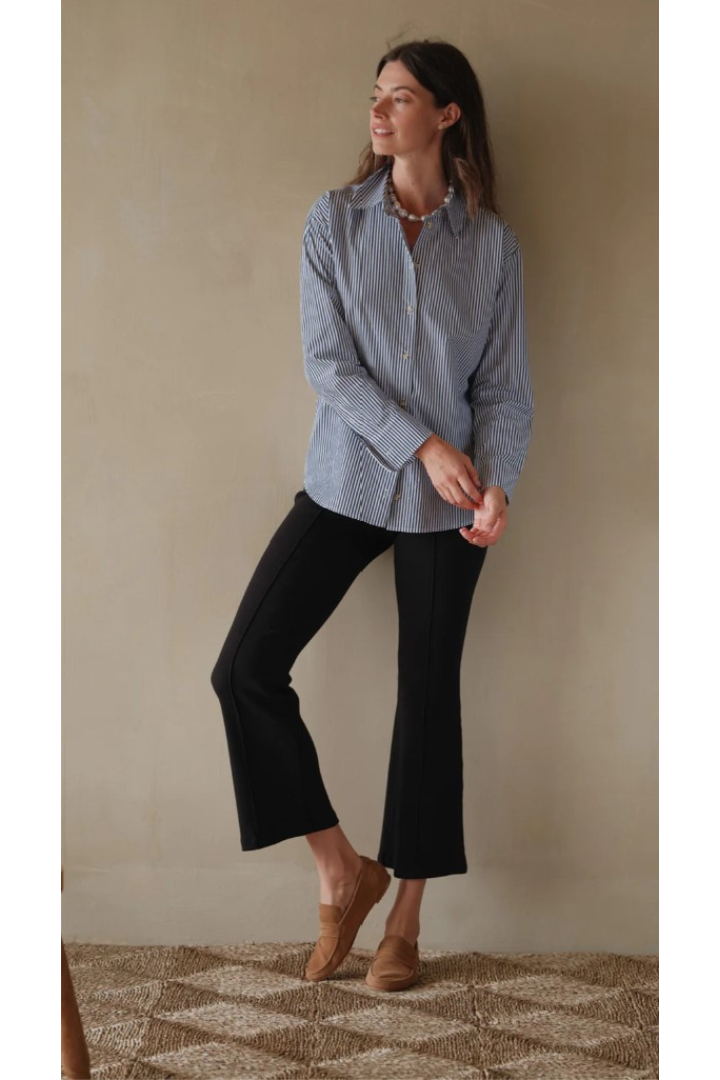 Rib Kick Flare Pant