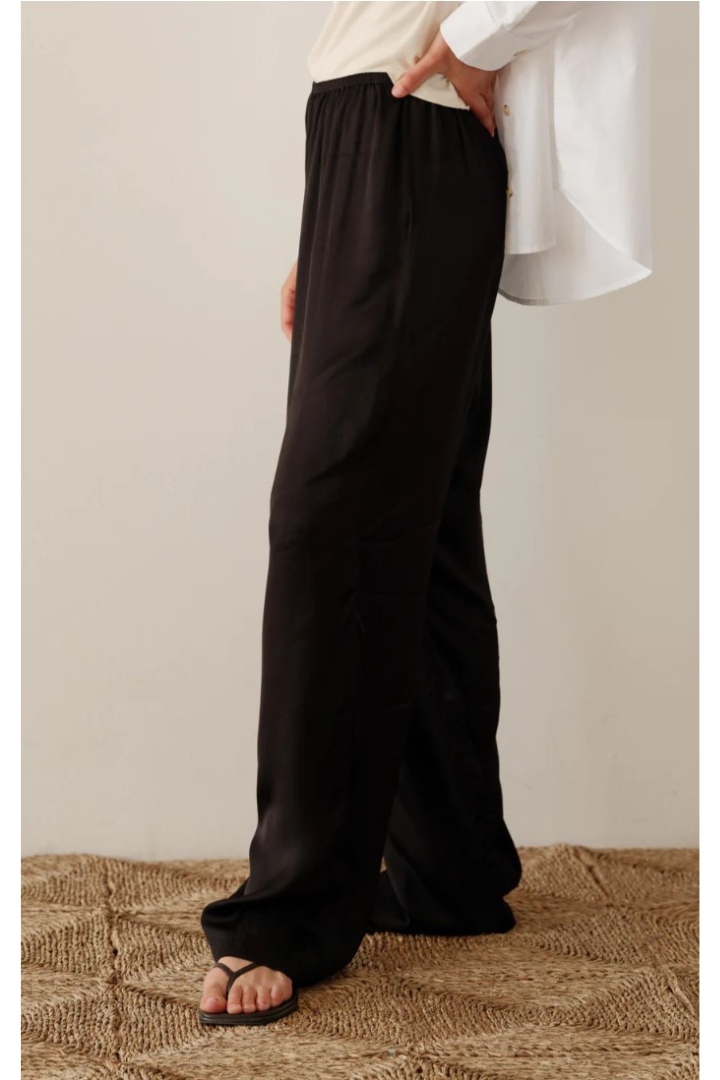 Silky Simple Pant