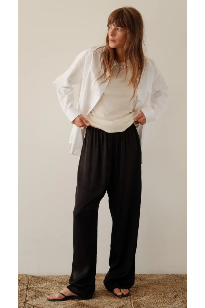 Silky Simple Pant