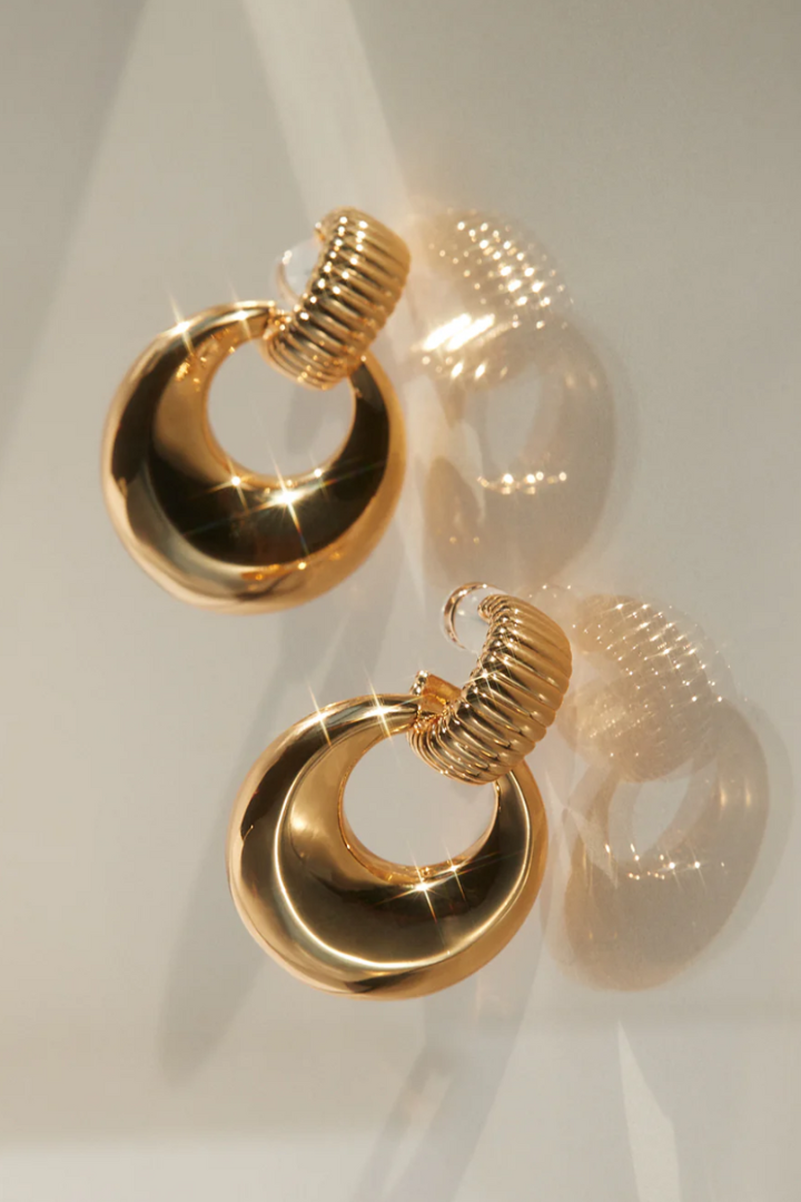Remy Doorknocker Earrings - Gold