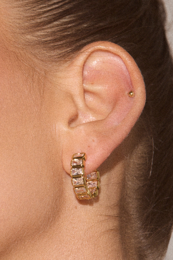 Bianca Bezel Hoops - Gold