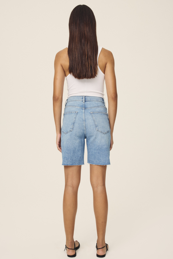 MTY - 90s Short