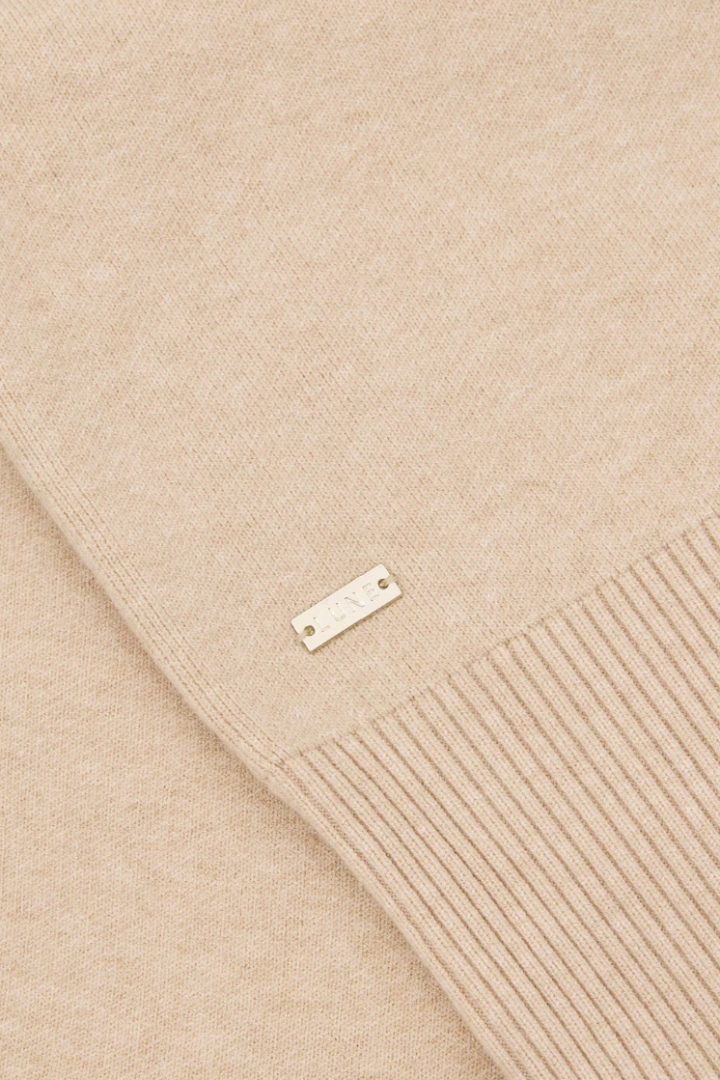 Olly Sleeveless Cardigan