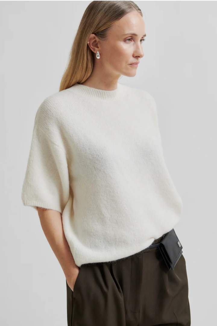 Wanda Sweater Tee