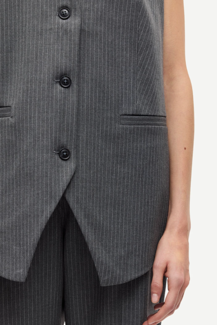 Leni Vest