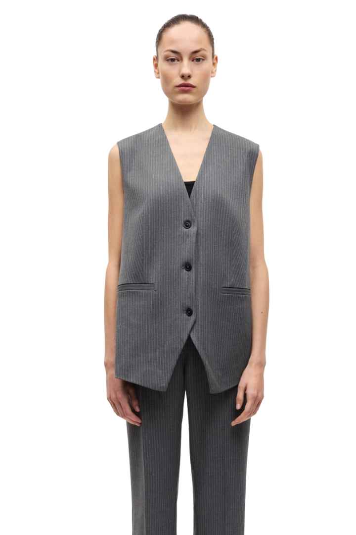 Leni Vest