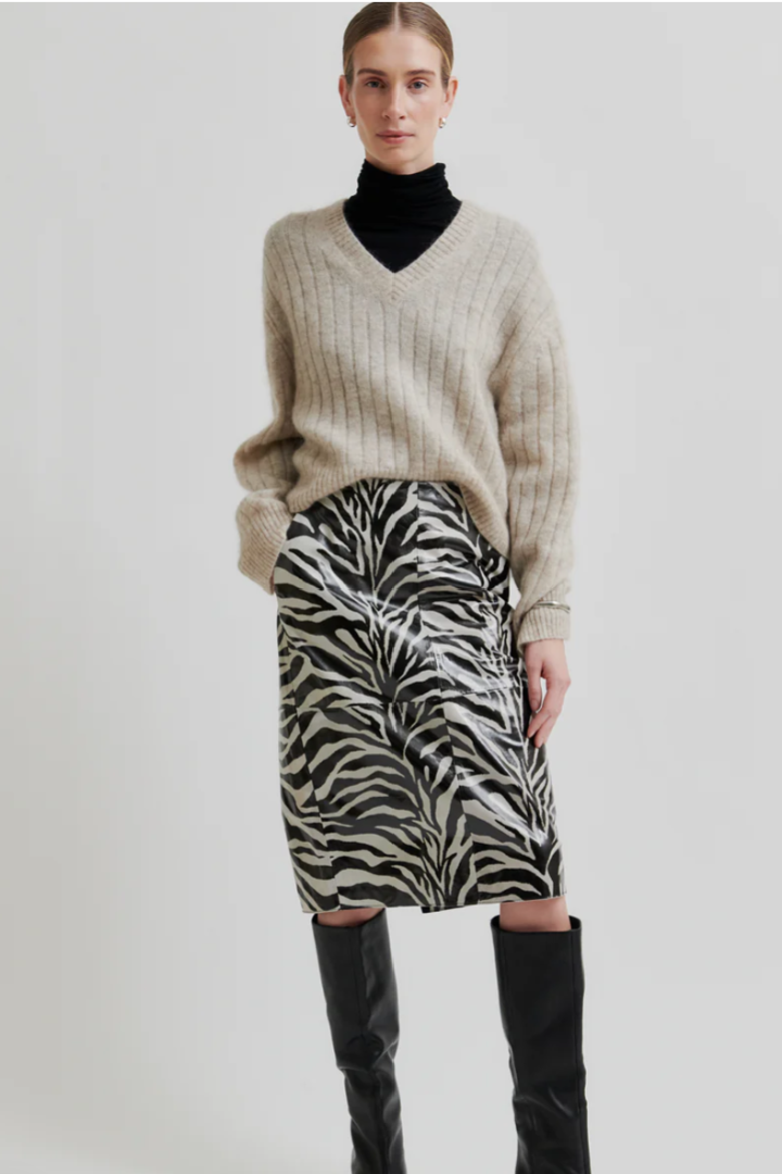 Brooky Vneck Sweater