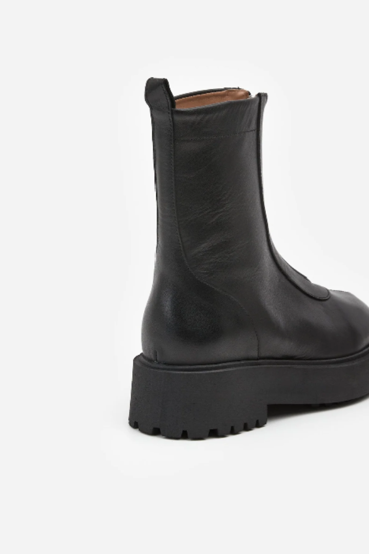 Alma Leather Boot