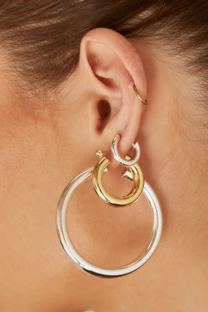 Baby Amalfi Tube Hoops - Gold