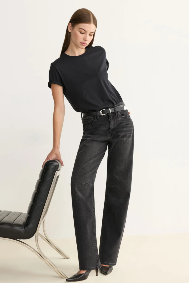 BNA - Soft Curve Barrel Jean