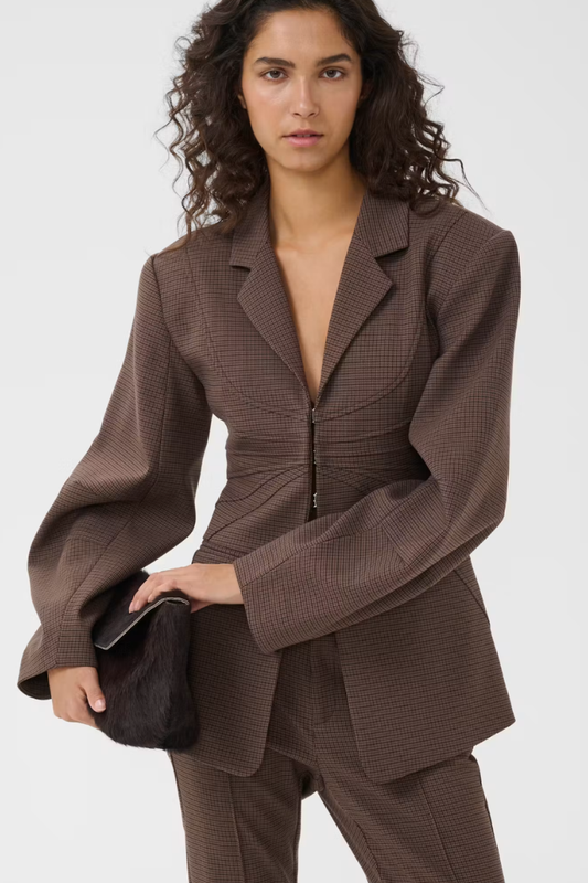 Lamia Blazer