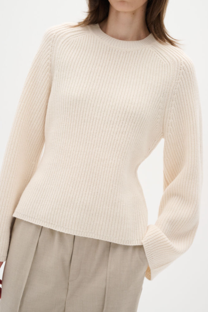 Ursyl Shaped Pullover