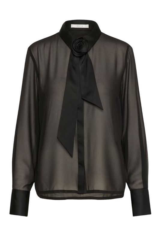 Lynne Blouse