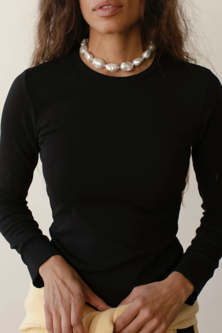 The Baby Rib Scallop Long Sleeve