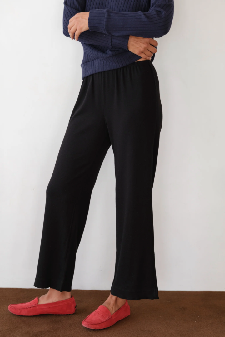 The Baby Rib Scallop Pant