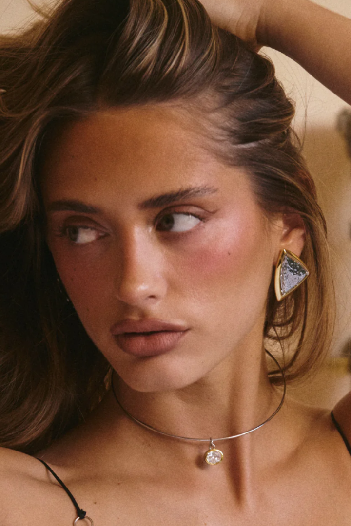 Bianca Nero Studs