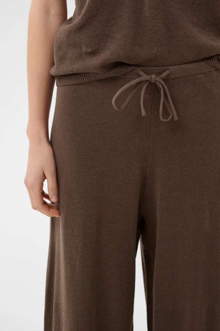Deva Pant