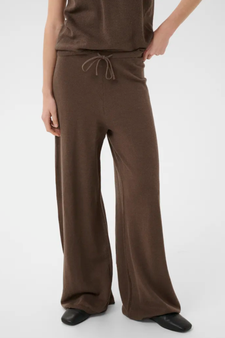 Deva Pant