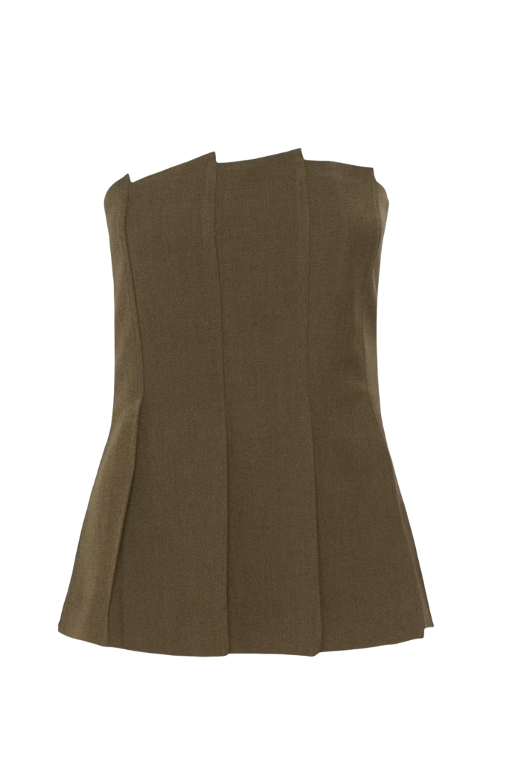 Stacy Top, close-up on peplum hem