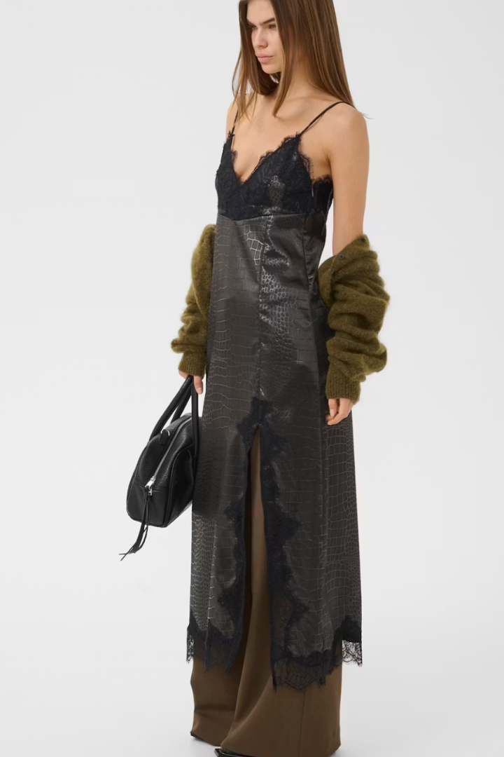 Leata Dress, lace trim detail