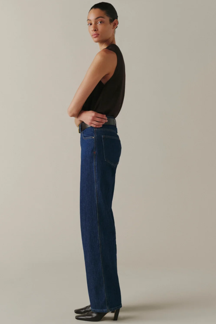 SAT 90s Straight Jean, back pocket detail