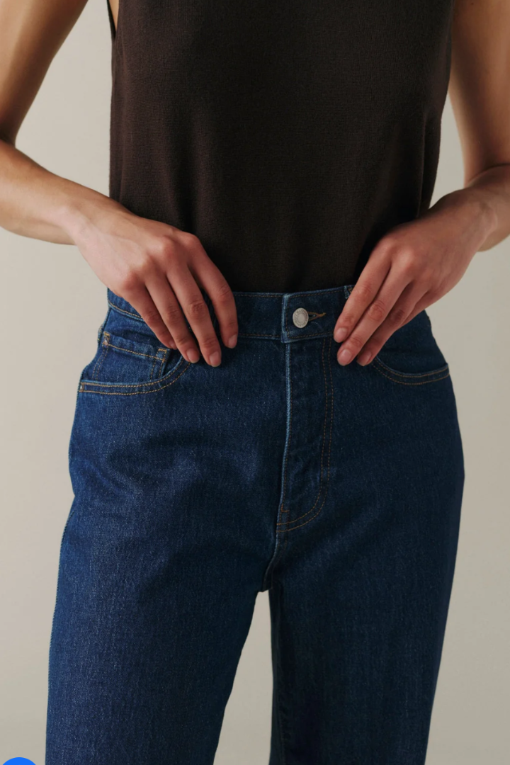 SAT 90s Straight Jean, close-up hem detail