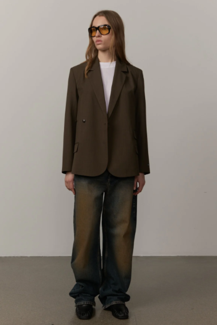 Amalfi Blazer styled look