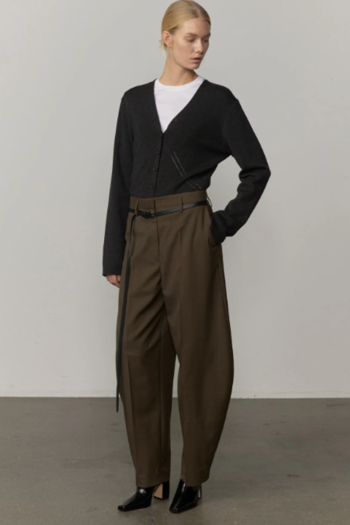 Dante Pants, side view