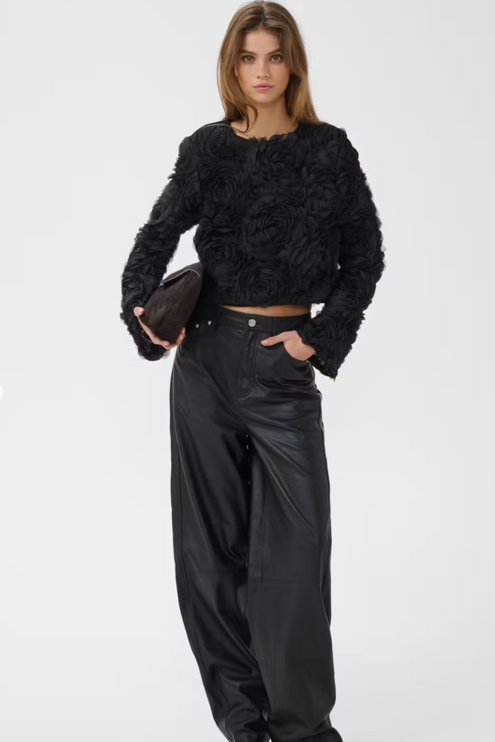 Gestuz Ingrida Top — cropped 3D rosette top in black, view 2