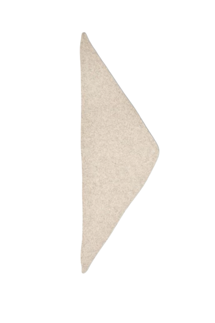 Samsøe Samsøe Sapia Triangle Scarf — knitted wool triangle scarf in beige