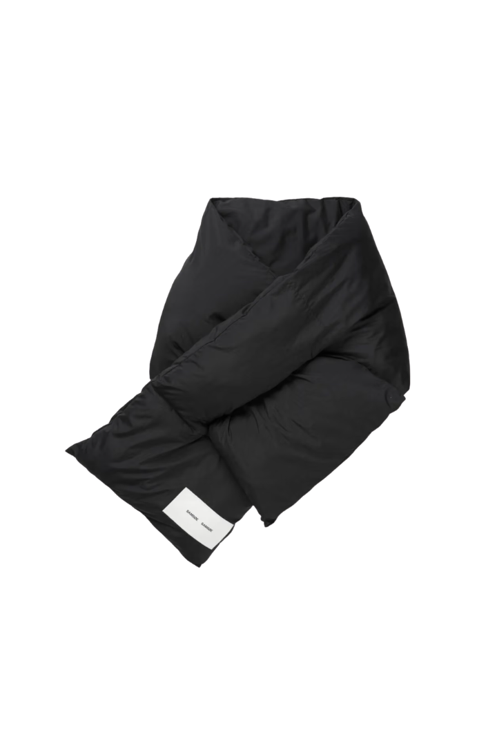 Samsøe Samsøe Satony Scarf — padded pull-through scarf in black, view 2